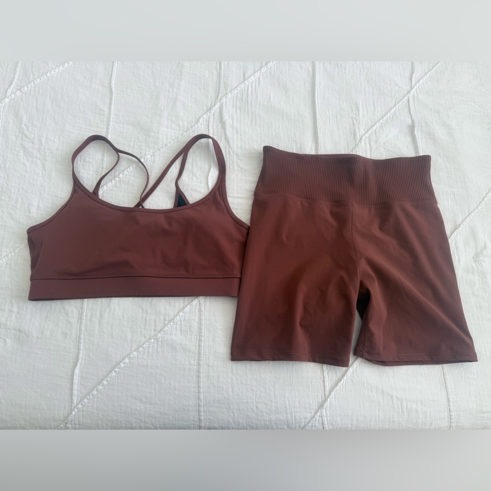 Vuori Maroon Sports Bra and Leggings Set
